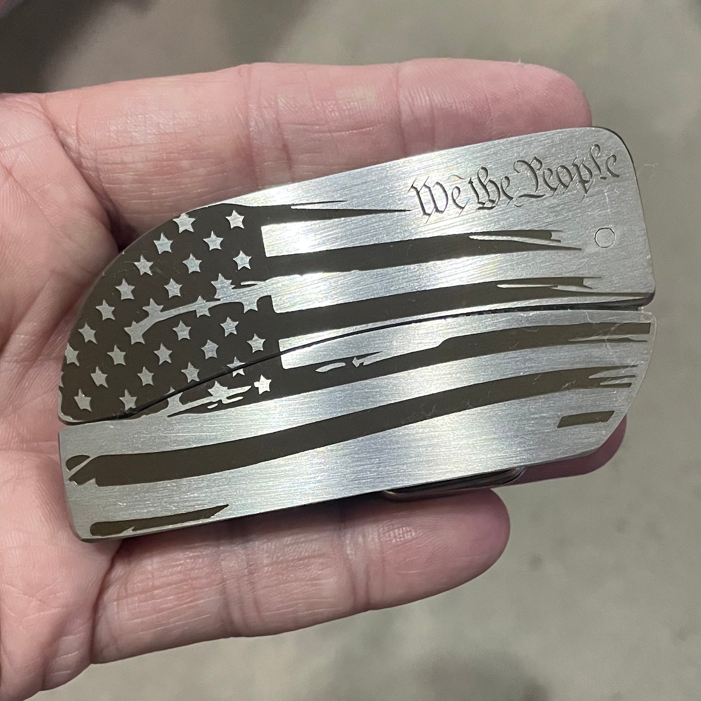 Belt Buckle Knife - We the People Flag