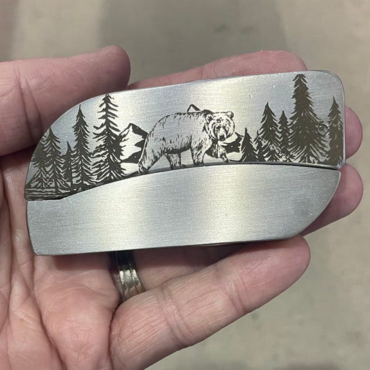 Belt Buckle Knife - Bear Scene