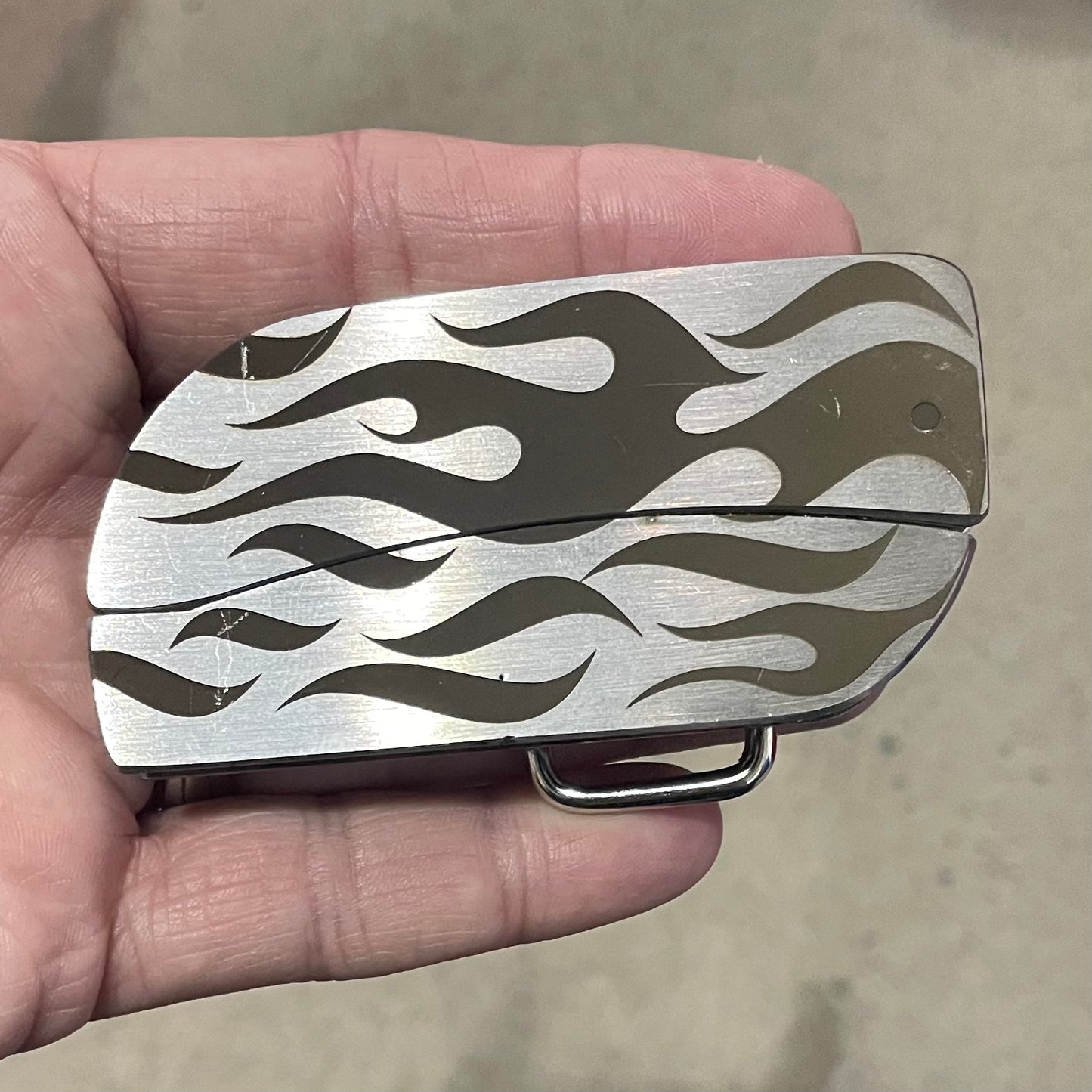 Belt Buckle Knife - Flames