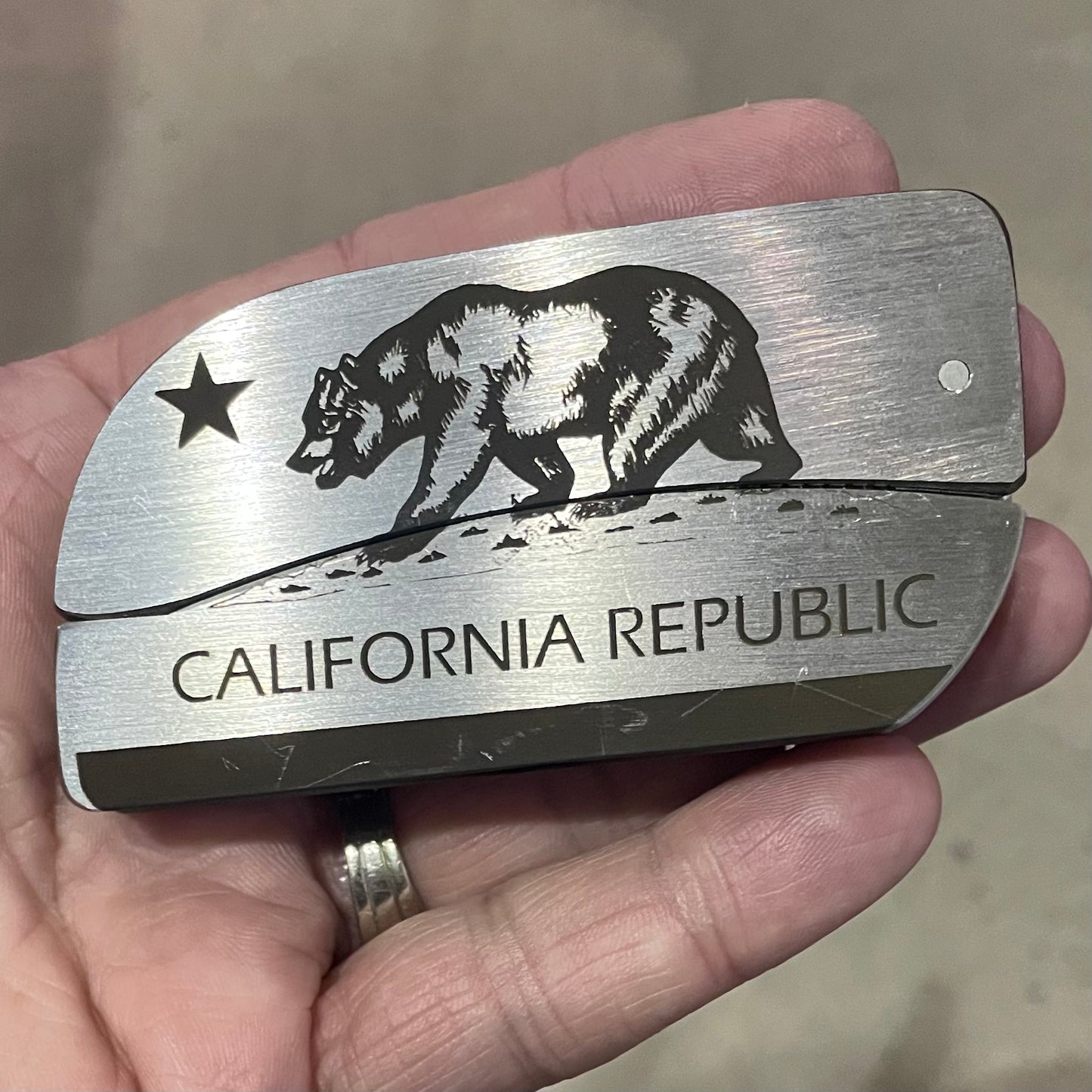 Belt Buckle Knife - California Republic